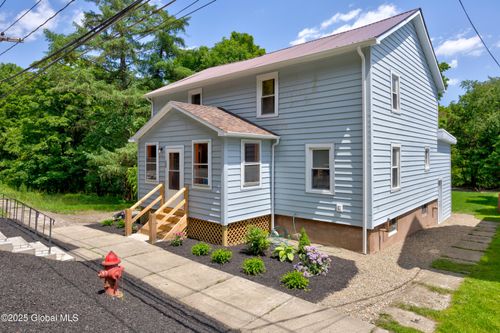 28 Gates Ave, Schuylerville, NY, 12871-1413 | Card Image