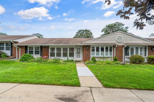 c-954 Aberdeen Dr, Lakewood, NJ, 08701-8186 | Card Image