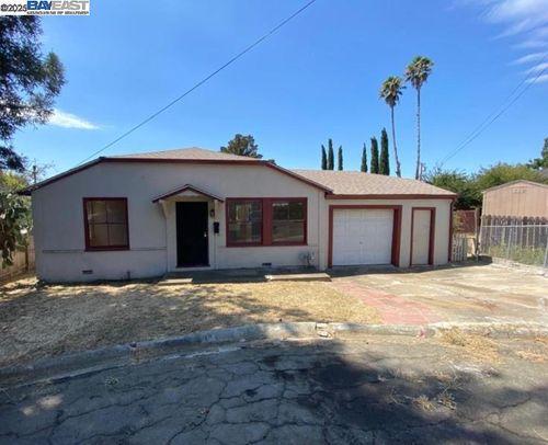 47 Alta Loma, Benicia, CA, 94510-2646 | Card Image