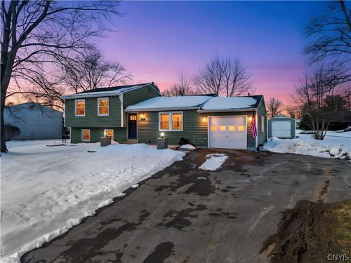 4315 Old Meadow Rd, Clay, NY, 13041-8753 | Card Image