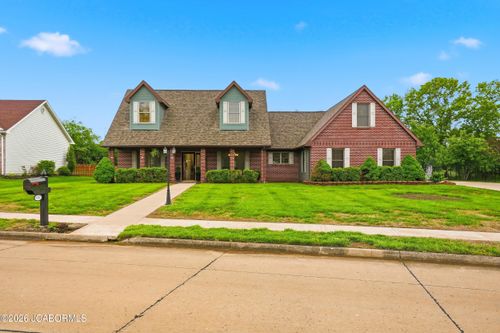 414 Tanglewood Way, Fulton, MO, 65251-3889 | Card Image