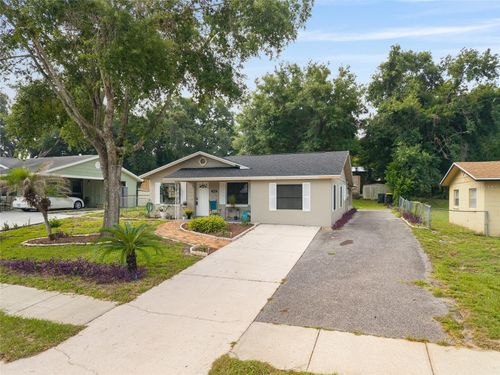 1015 W Montrose St, CLERMONT, FL, 34711-2057 | Card Image