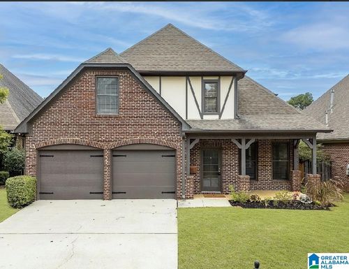 2297 Abbeyglen Ln, HOOVER, AL, 35226-6253 | Card Image