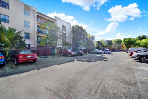 apt-415-5665 W 20th Ave, Hialeah, FL, 33012-7534 | Card Image