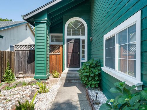 1520 Cabernet Circle, Santa Rosa, CA, 95403 | Card Image