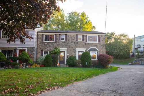 138 Victor Blvd, Hamilton, ON, L9A2V4 | Card Image