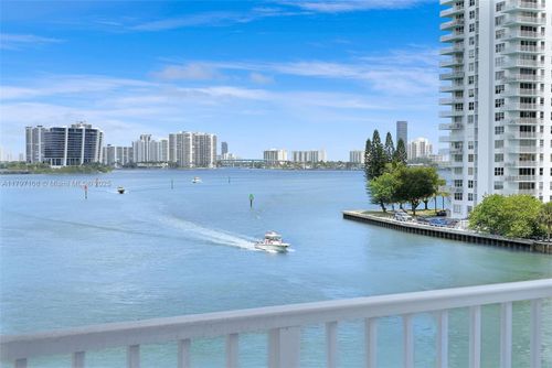 apt-501-4000 Ne 169th St, North Miami Beach, FL, 33160-3207 | Card Image