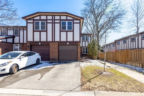 76 Bowman Way, Thornhill, ON, L3T4Z8 | Card Image