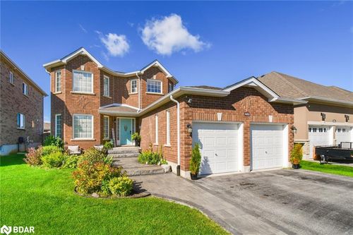 452 Greenwood Dr, Angus, ON, L0M1B6 | Card Image