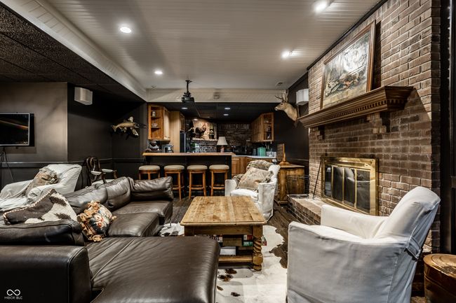 10605 Winterwood, House other with 5 bedrooms, 6 bathrooms and null parking in Carmel IN | Image 42