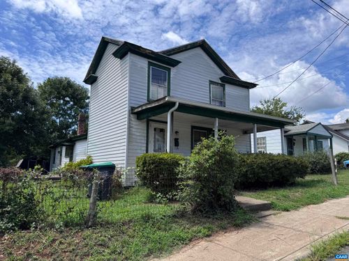 832 Bolling Ave, CHARLOTTESVILLE, VA, 22902-6126 | Card Image