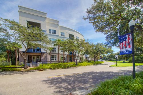 unit-205b-200 River Landing Dr, Daniel Island, SC, 29492-8439 | Card Image