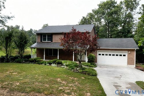 450 Fishel Rd, Winchester, VA, 22602-3211 | Card Image