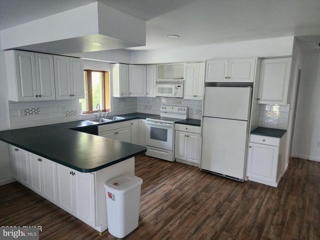 114 Farmhouse Dr, House other with 2 bedrooms, 2 bathrooms and null parking in GREENTOWN PA | Image 6