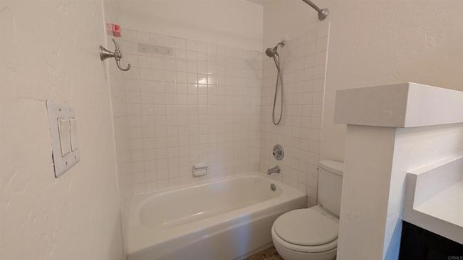 8021 Calle Fanita, Townhouse with 2 bedrooms, 2 bathrooms and 2 parking in Santee CA | Image 18