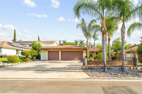 23231 Canyon Lake Dr N, Canyon Lake, CA, 92587-8016 | Card Image