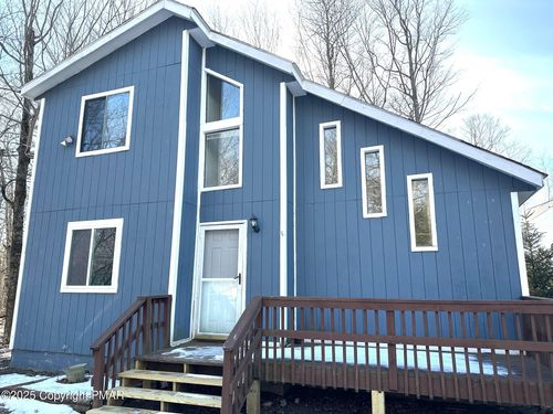 8418 Porcupine Dr, Tobyhanna, PA, 18466-3453 | Card Image