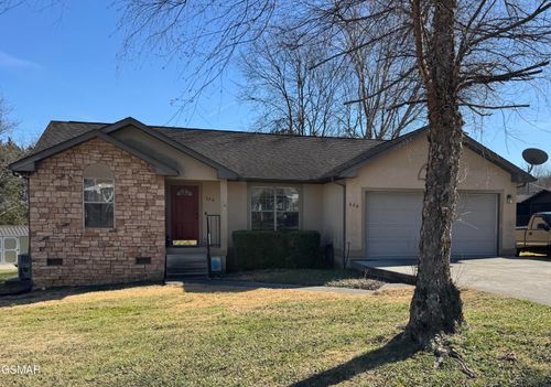 628 Broadview Dr, Sevierville, TN, 37862-4409 | Card Image