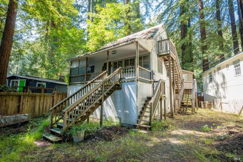 17390 Riverside Dr, Guerneville, CA, 95446-9637 | Card Image