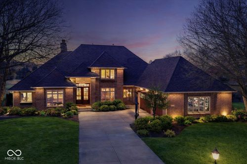 10219 Springstone Rd, Fishers, IN, 46055-9634 | Card Image