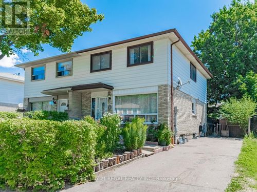 19 Carberry Crescent, Brampton (Madoc), ON, L6V2G1 | Card Image