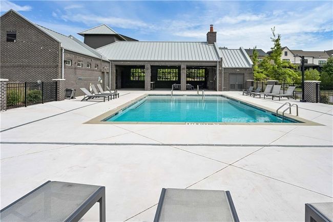 6640 Avis Walk, Townhouse with 3 bedrooms, 3 bathrooms and null parking in Alpharetta GA | Image 54