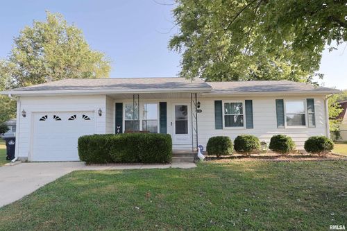 118 Westport Dr, Salem, IL, 62881-3927 | Card Image