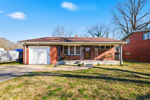 1004 Inverness Dr, Wichita, KS, 67218-3612 | Card Image