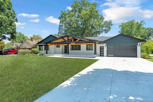 2 Ridgemont Ct, Dearborn, MI, 48124-1222 | Card Image