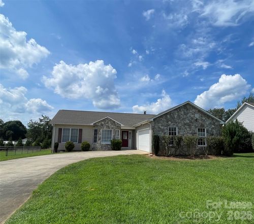 1444 Farmington Hills Dr, Conover, NC, 28613-9043 | Card Image
