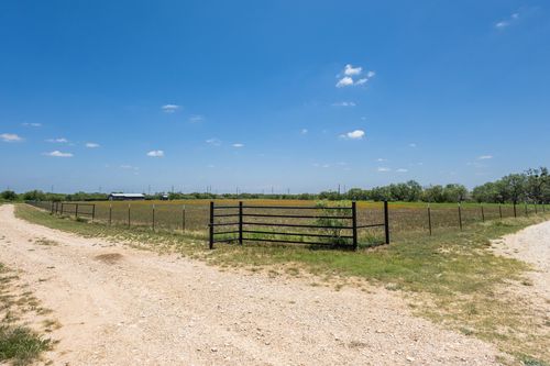 11571 Hay Hollow Rd, Miles, TX, 76861-4788 | Card Image