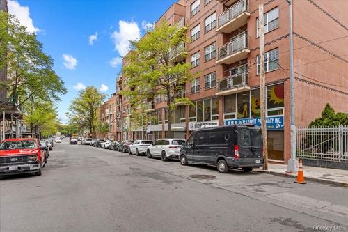 4b-3519 Leavitt St, Flushing, NY, 11354-2991 | Card Image