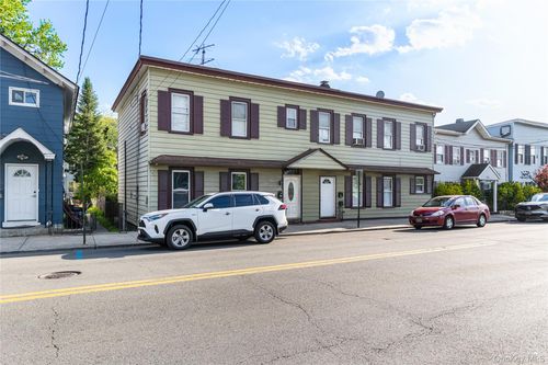 121 Broadway, Haverstraw, NY, 10927-1143 | Card Image