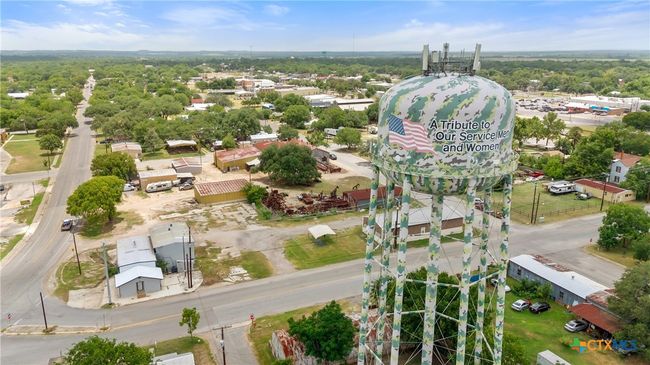 1140 N Hackberry Ave, Home with 0 bedrooms, 0 bathrooms and null parking in Luling TX | Image 17