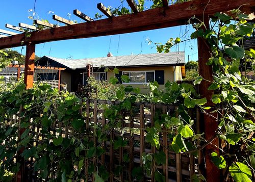 50 Portal St, Oak View, CA, 93022-9756 | Card Image