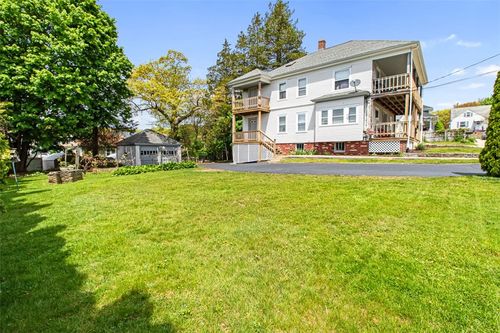 6 Middle St, West Warwick, RI, 02893-4913 | Card Image