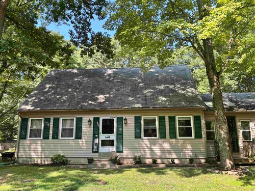 199 Oak Cir, Colchester, VT, 05446-5877 | Card Image