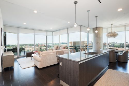 apt-1804-3130 N Harwood St, Dallas, TX, 75201-1120 | Card Image