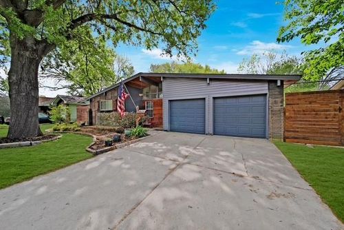 7031 Triola Ln, Houston, TX, 77074-4813 | Card Image