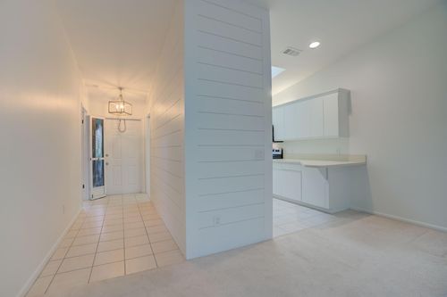 apt-m-9-8291 Se Croft Cir, Hobe Sound, FL, 33455-6352 | Card Image