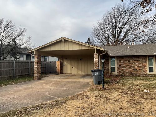 3230 S Lakewood Ave, Tulsa, OK, 74135-4904 | Card Image