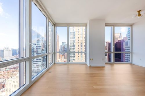 4001-247 W 46th St, New York, NY, 10036-1469 | Card Image