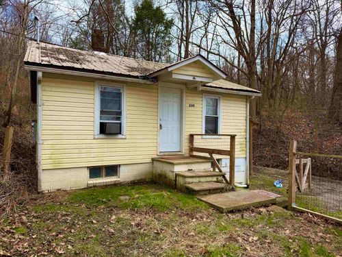 245 Smithtown Rd, Morgantown, WV, 26508-3985 | Card Image