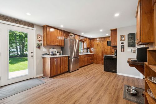 105 E Mountain Rd, Newport, NH, 03773-1956 | Card Image