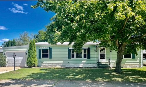 98-10450 6 Mile Rd, Battle Creek, MI, 49014-9571 | Card Image