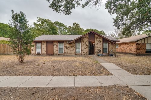 2630 Dove Meadow Dr, Garland, TX, 75043-6038 | Card Image