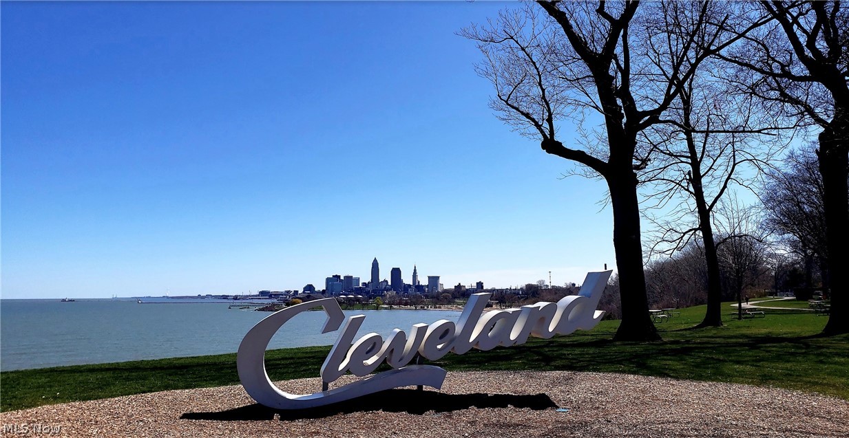 Land in Cleveland 5