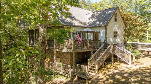 120 Pier Pt, Savannah, TN, 38372-5672 | Card Image