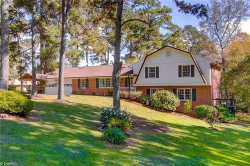 5217 Overlea Dr, Greensboro, NC, 27407-9706 | Card Image