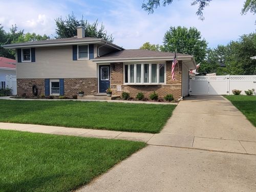610 Bryn Mawr Ave, Bartlett, IL, 60103-5807 | Card Image